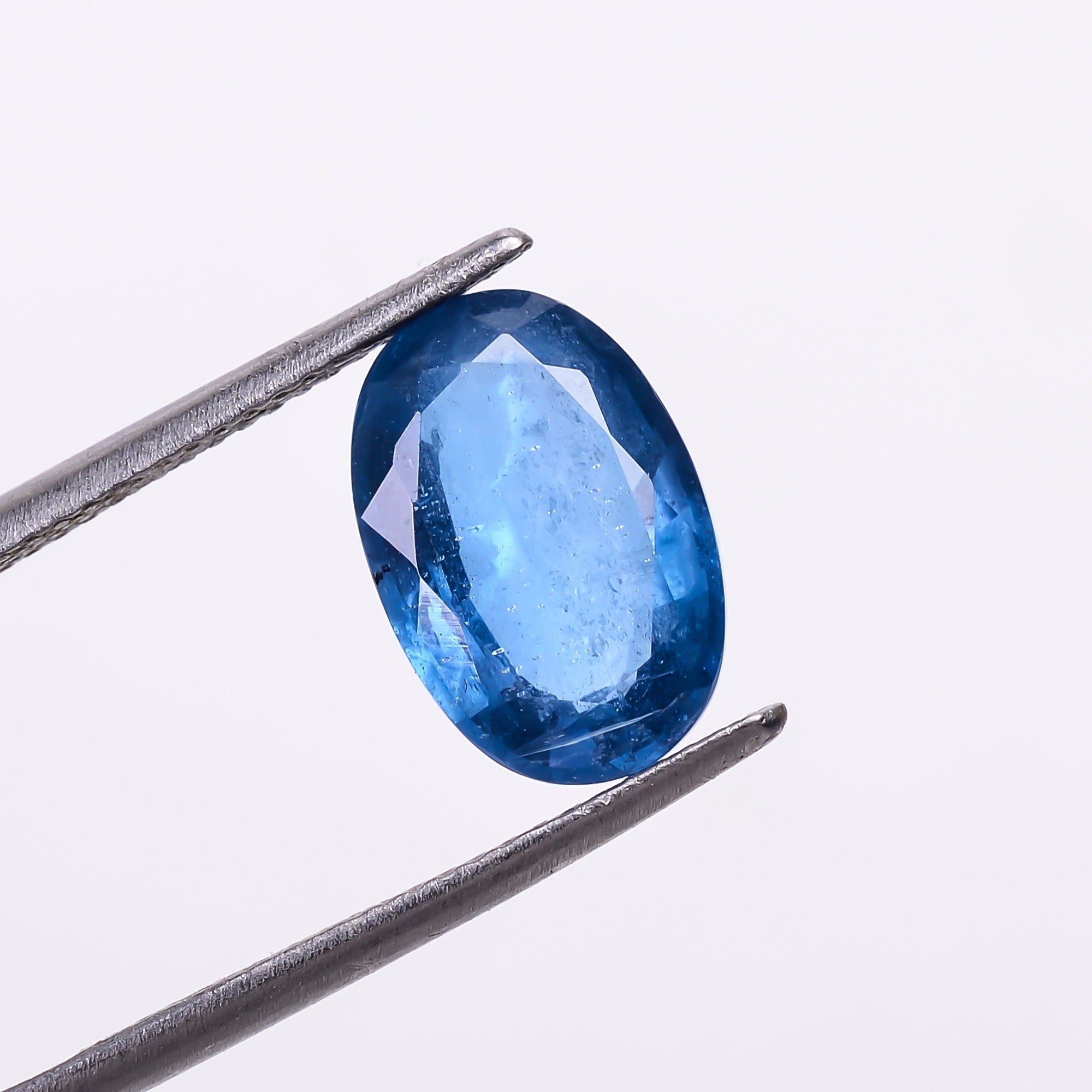 natural blue kyanite oval shape cut stone loose gemstone